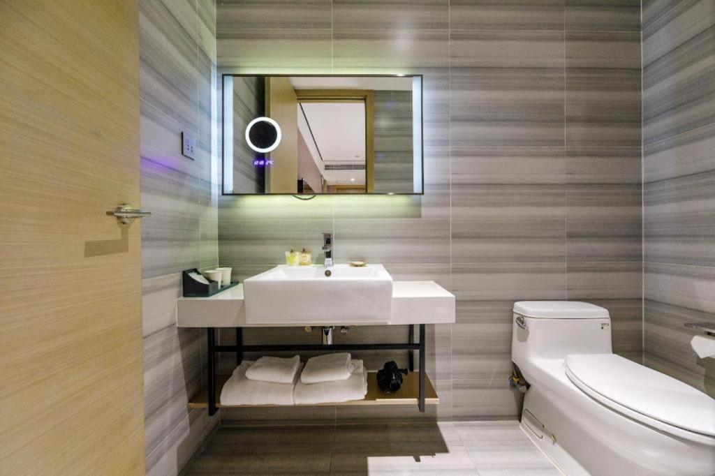 Hanting Premium East Nanjing Road